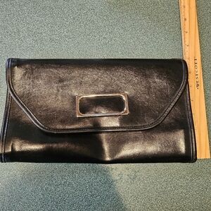 EUC vintage leather black clutch 12x7